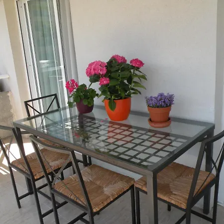 Apartamento Luminoso En Larimar *